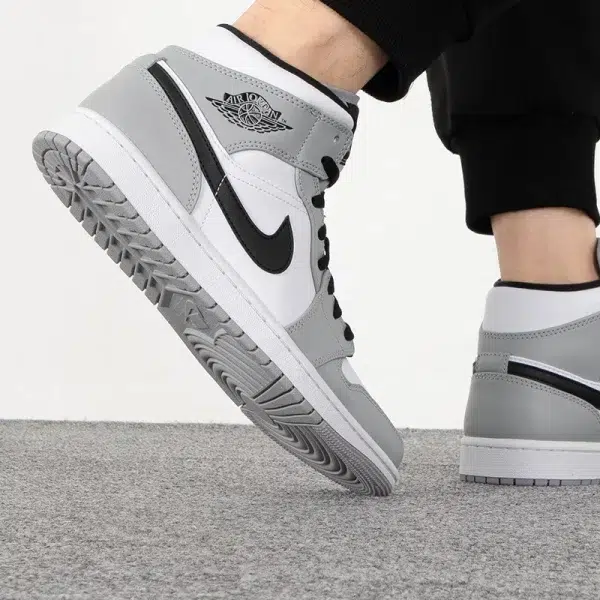 Nike Air Jordan 1 Mid "Light Smoke Grey"For Men's Retro Classic Basketball Sneakers Shoes 554724-092 - Image 4