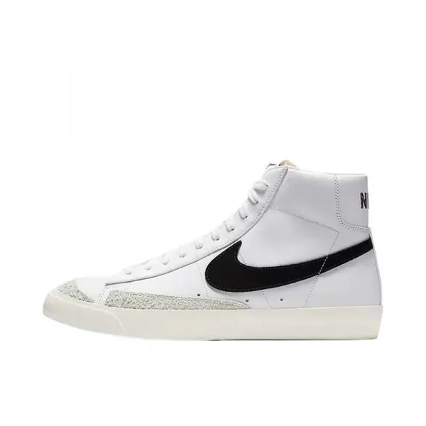 Nike Classic Blazer Mid '77 VNTG White Black Men's Skateboarding Shoes Fashion Outdoor Board Sneakers BQ6806-100