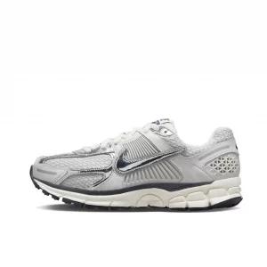 Nike Zoom Vomero 5 Man and Weman sneakers sober and stylish Casual Shoes Soft and comfortable shoes Light and breathable grey